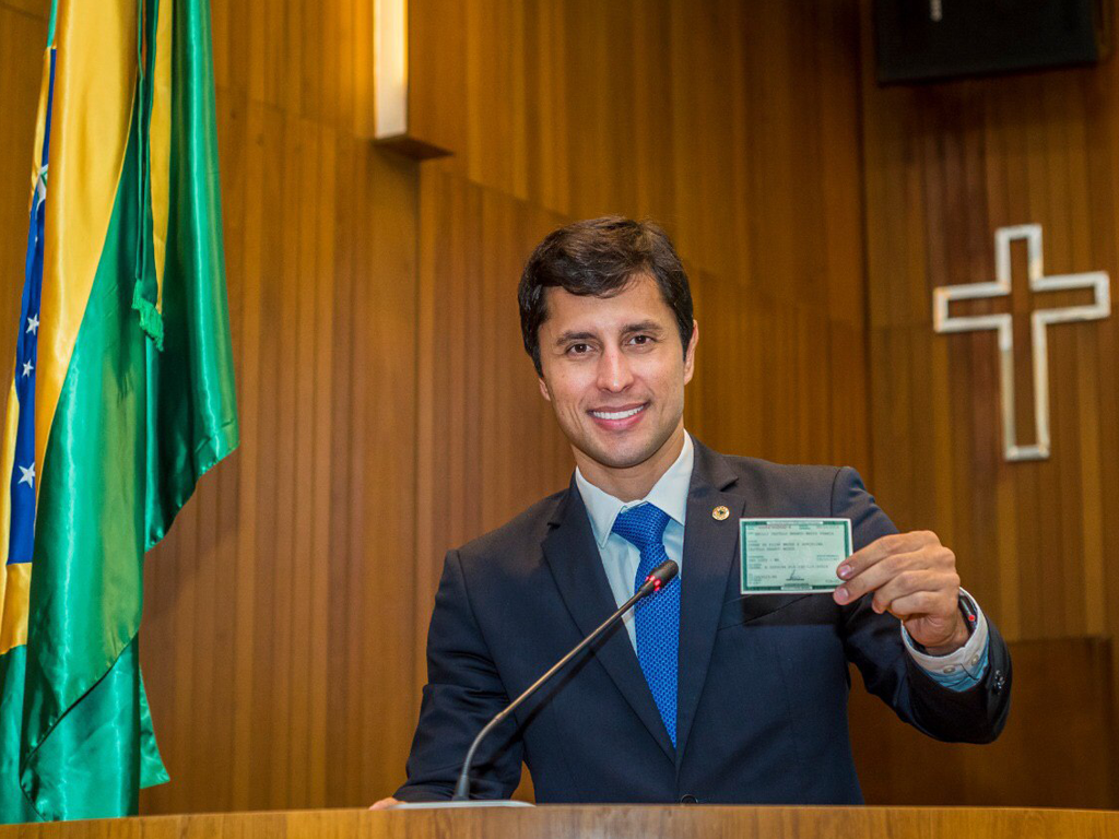 Duarte Jr. (PCdoB/MA) aprova seu primeiro projeto de lei na Assembleia